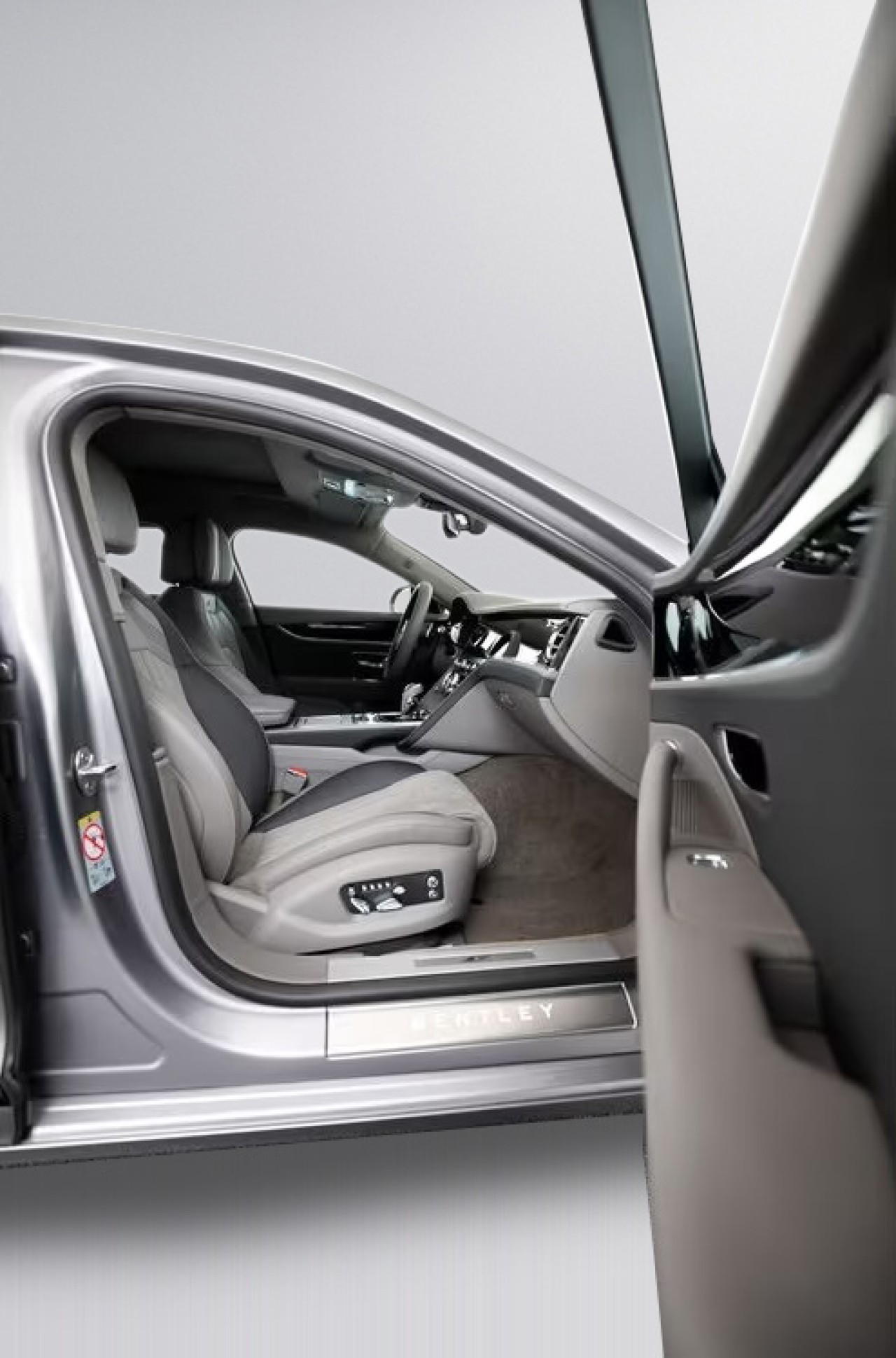 Bentley Flying Spur S - foto 12