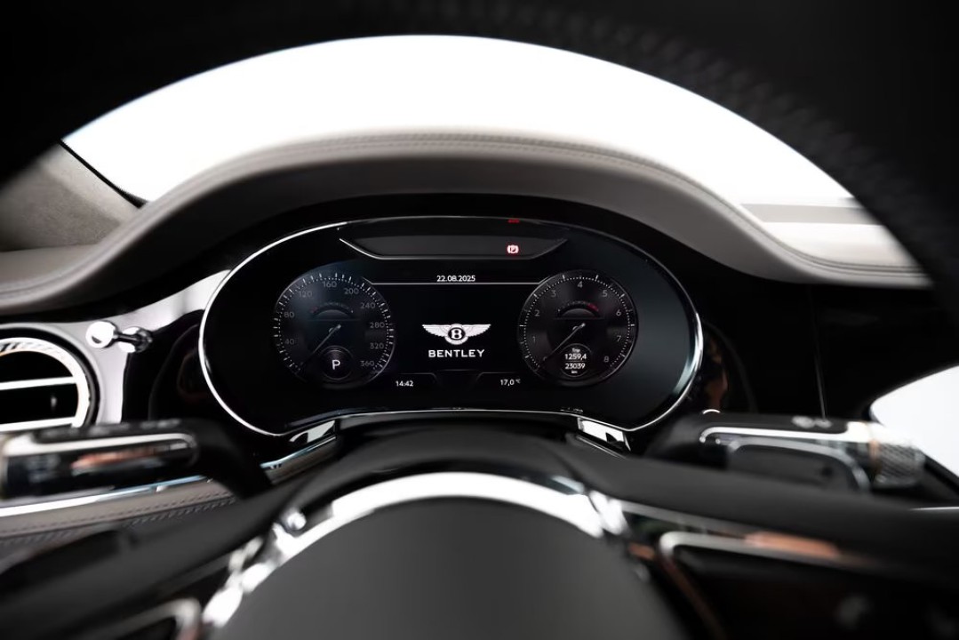 Bentley Flying Spur S - foto 8