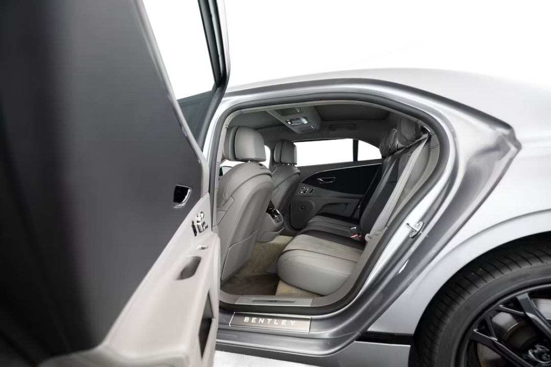 Bentley Flying Spur S - foto 14