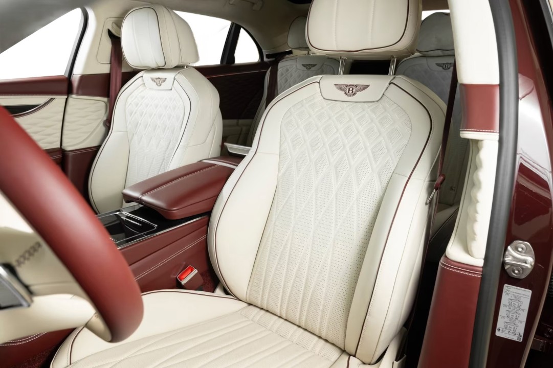 Bentley Flying Spur Azure - foto 14