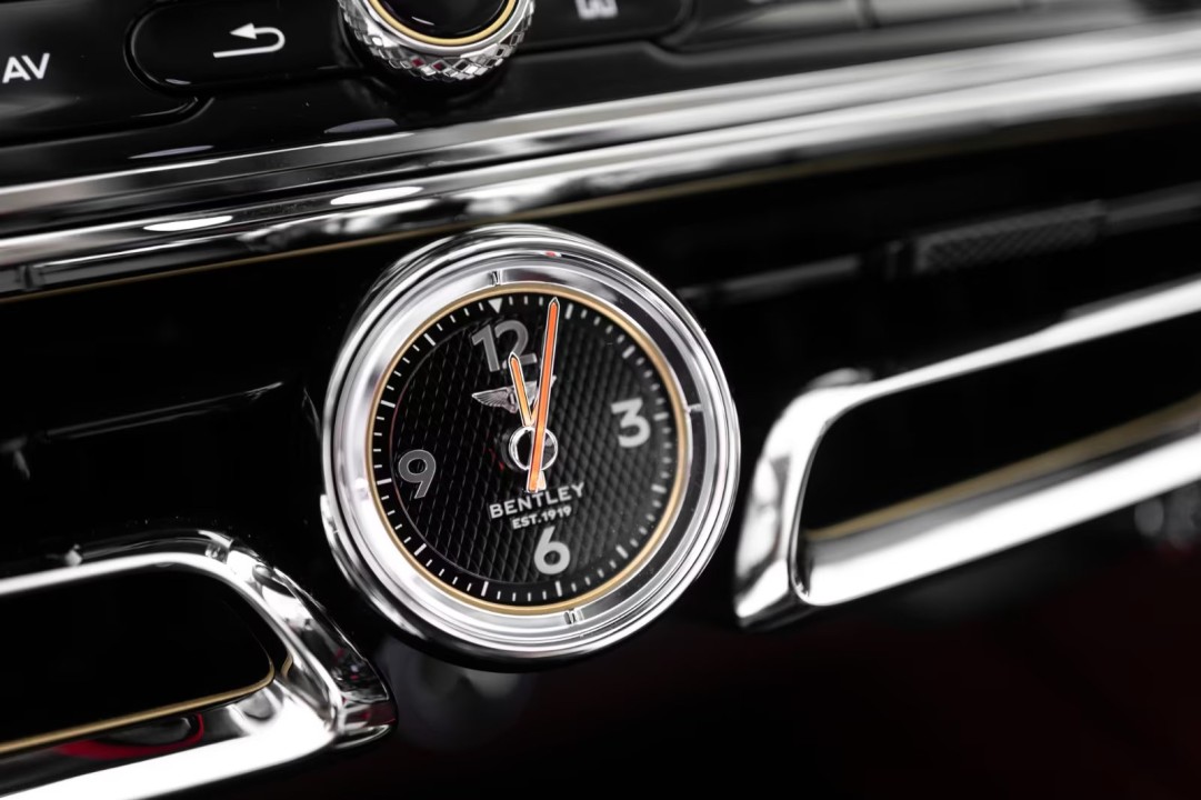 Bentley Flying Spur Azure - foto 24