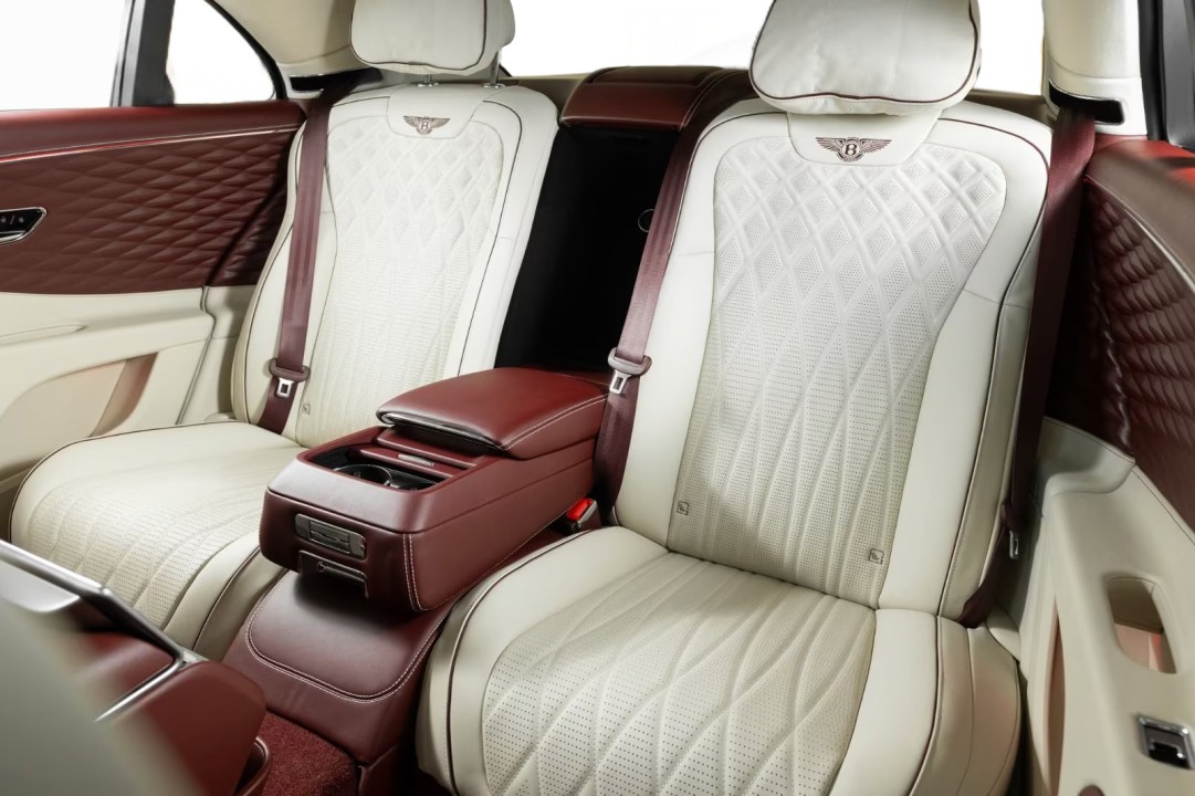 Bentley Flying Spur Azure - foto 16