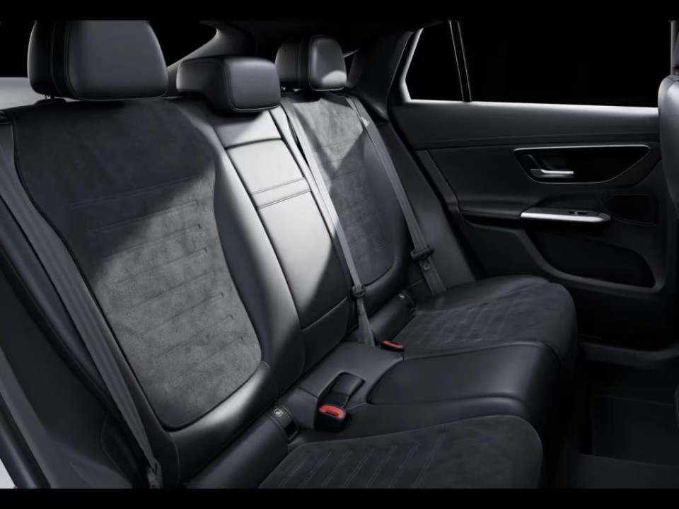 Mercedes-Benz GLC Coupe 300 4MATIC AMG - foto 14