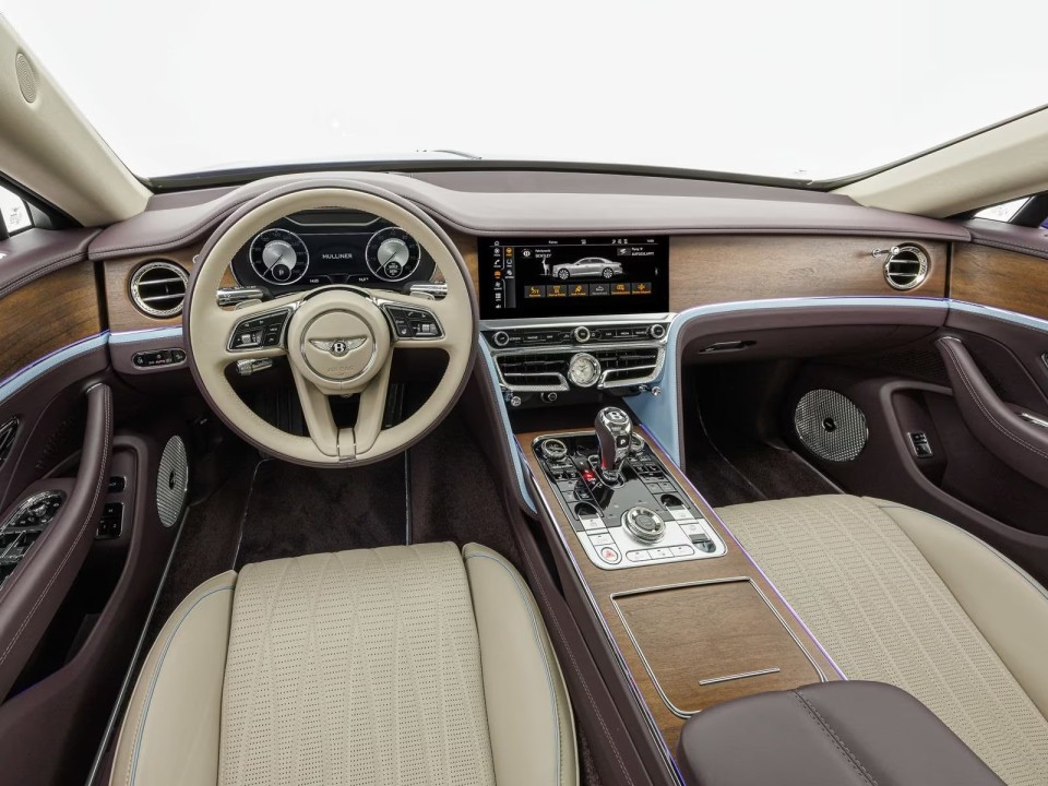 Bentley Flying Spur Mulliner - foto 9