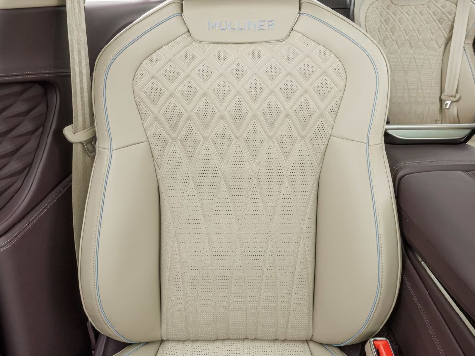 Bentley Flying Spur Mulliner - foto 20