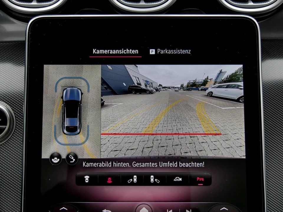 Mercedes-Benz GLC Coupe 300 4MATIC AMG - foto 12