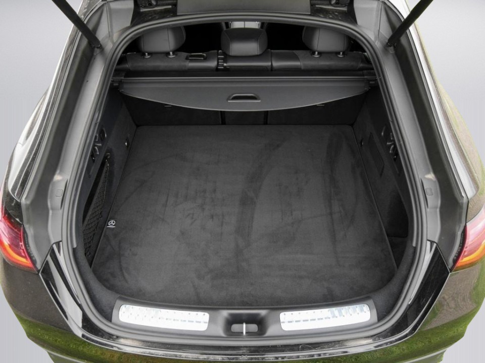 Mercedes-Benz GLC Coupe 300 4MATIC AMG - foto 16