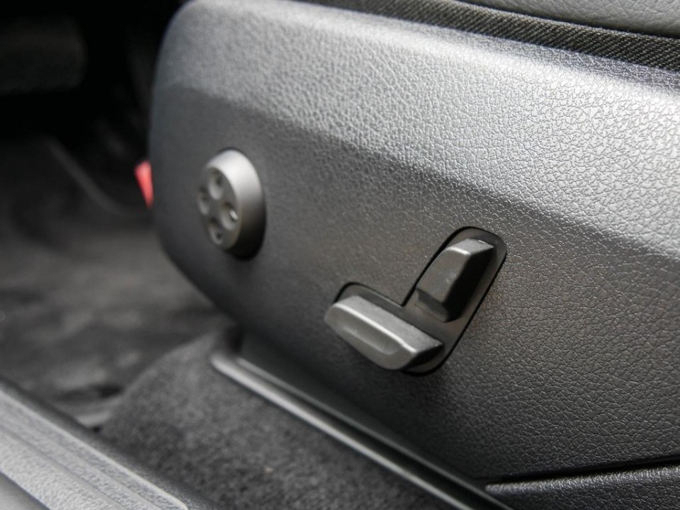 Mercedes-Benz GLC Coupe 300 4MATIC - foto 8