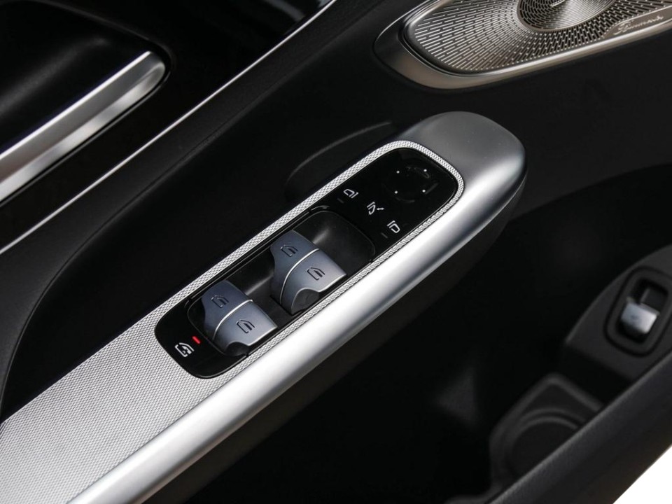 Mercedes-Benz GLC Coupe 300 4MATIC - foto 9