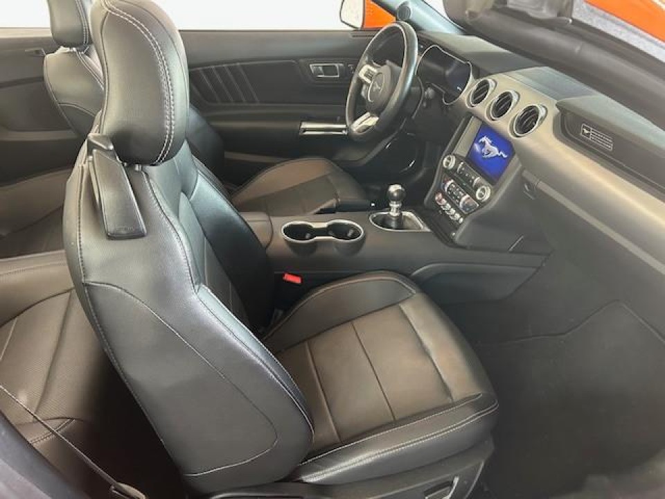 Ford Mustang GT Convertible - foto 9