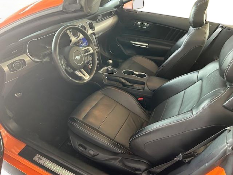 Ford Mustang GT Convertible - foto 8