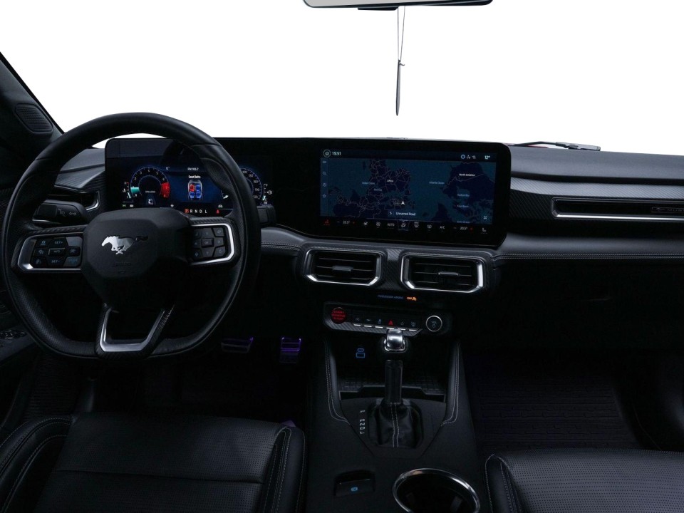 Ford Mustang Ecoboost - foto 15