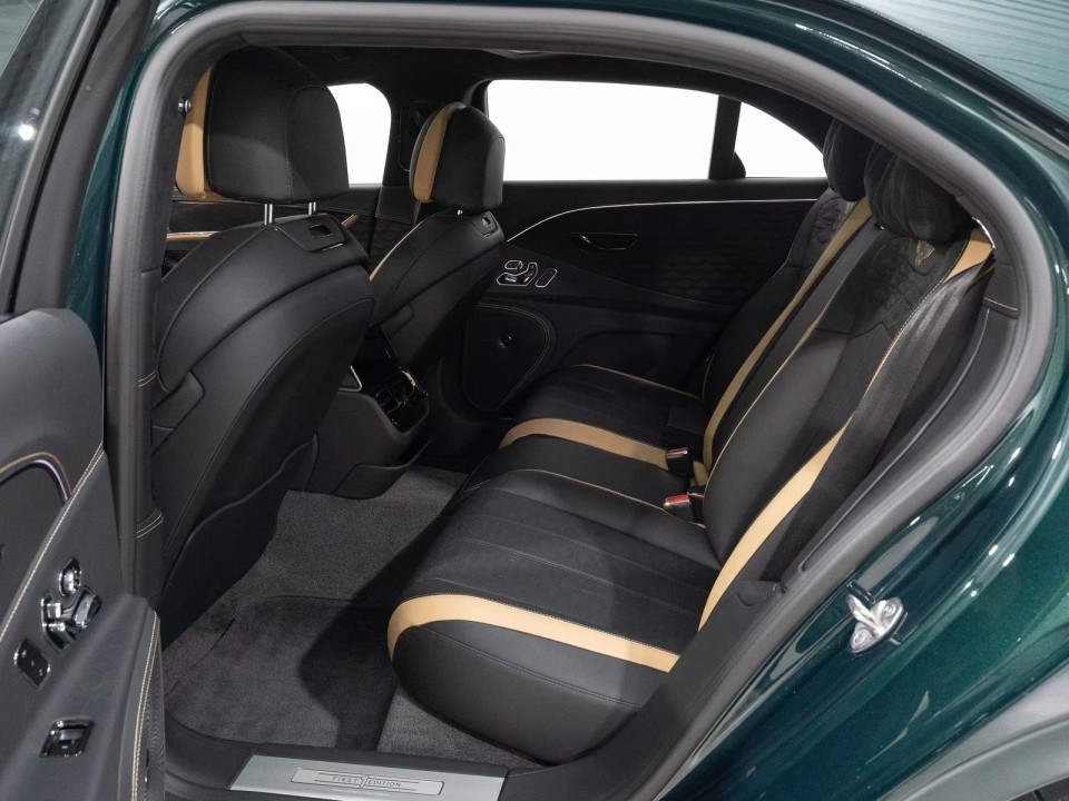 Bentley Flying Spur - foto 11