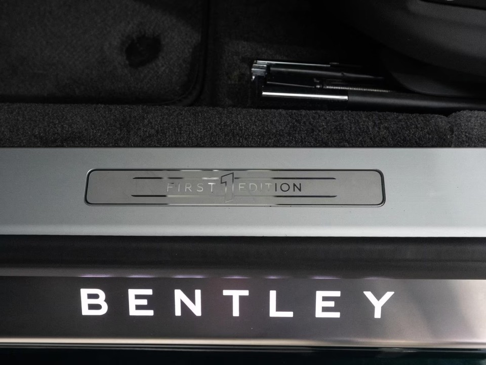 Bentley Flying Spur - foto 14