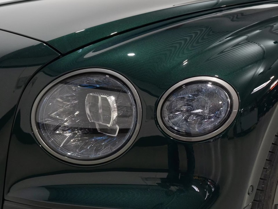 Bentley Flying Spur - foto 15