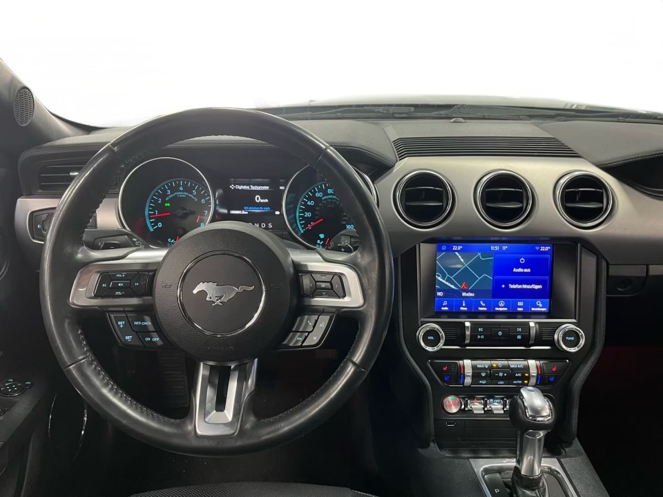 Ford Mustang GT - foto 8