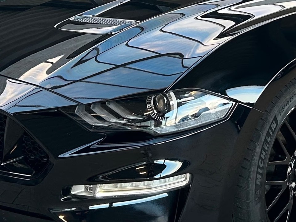 Ford Mustang GT - foto 17