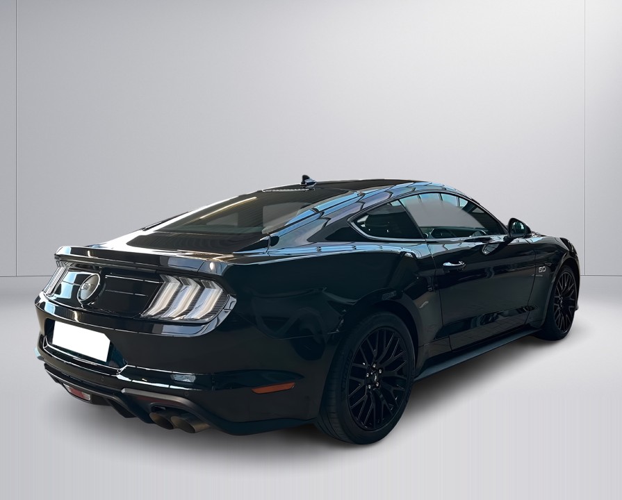 Ford Mustang GT (2)