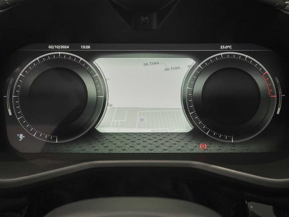 Aston Martin DBX - foto 14