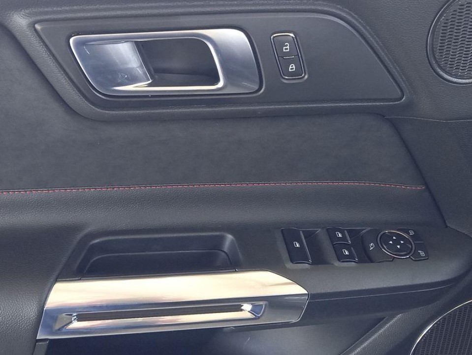 Ford Mustang GT Convertible - foto 16