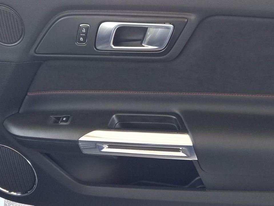 Ford Mustang GT Convertible - foto 17