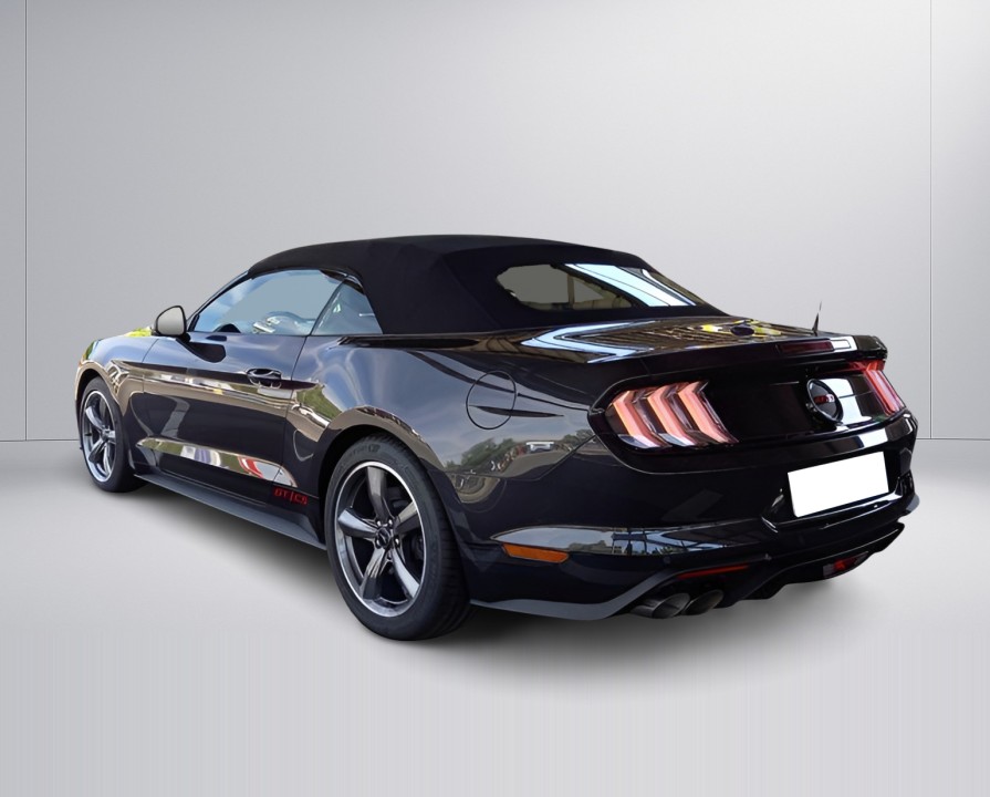 Ford Mustang GT Convertible (4)