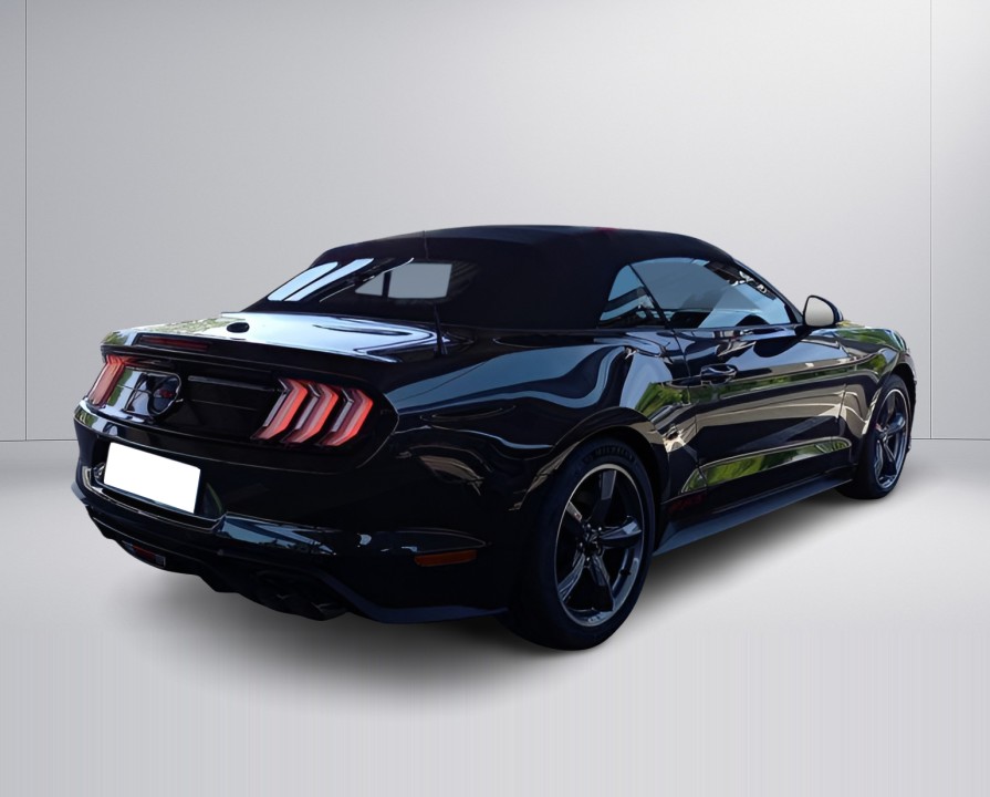 Ford Mustang GT Convertible (3)