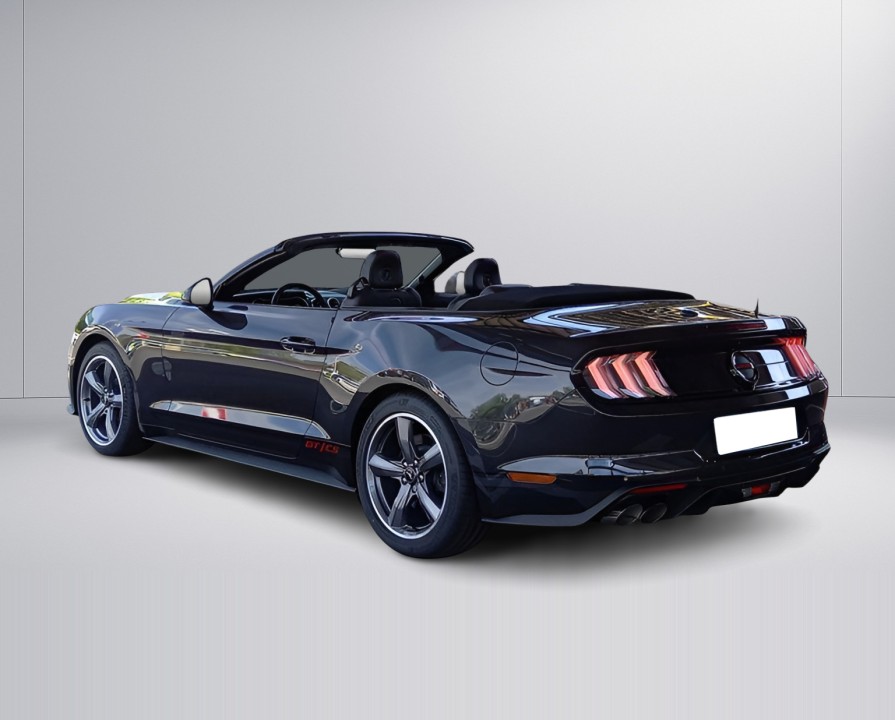 Ford Mustang GT Convertible (5)