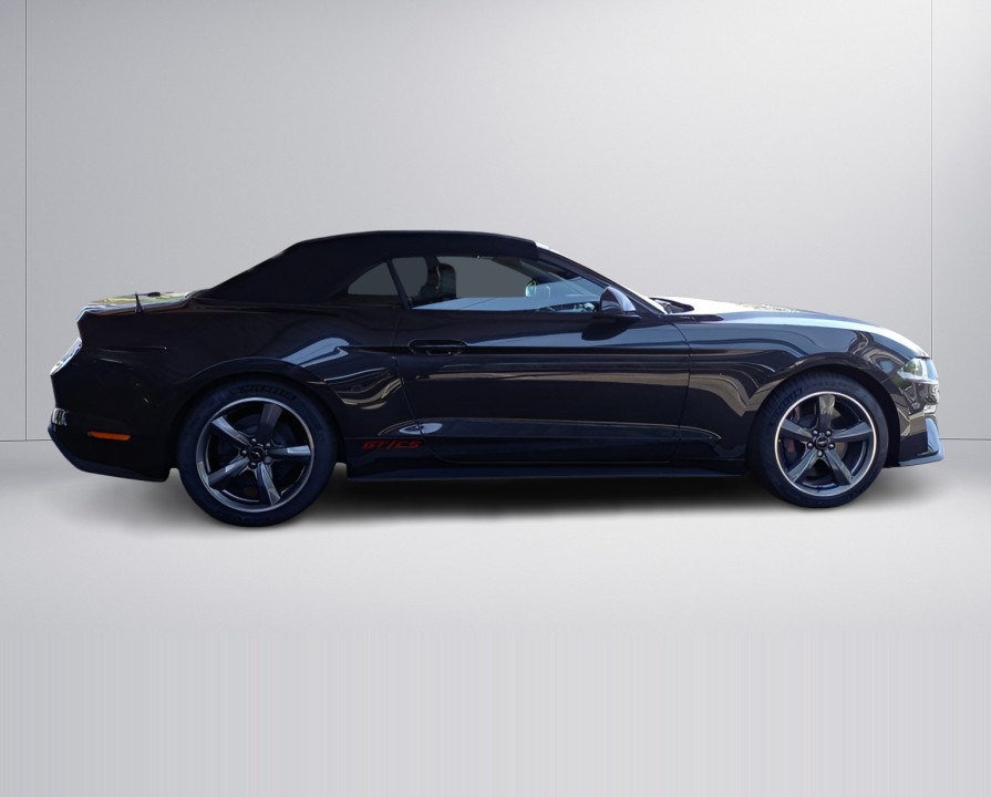 Ford Mustang GT Convertible (2)