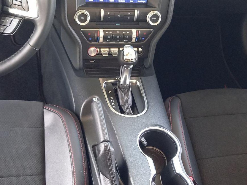 Ford Mustang GT Convertible - foto 15