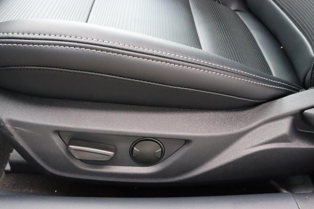 Ford Mustang GT - foto 17