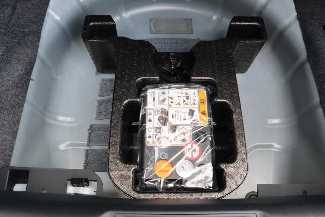 Ford Mustang GT - foto 19