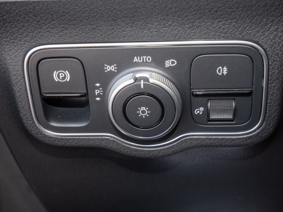 Mercedes-Benz GLA 220d 4MATIC - foto 14