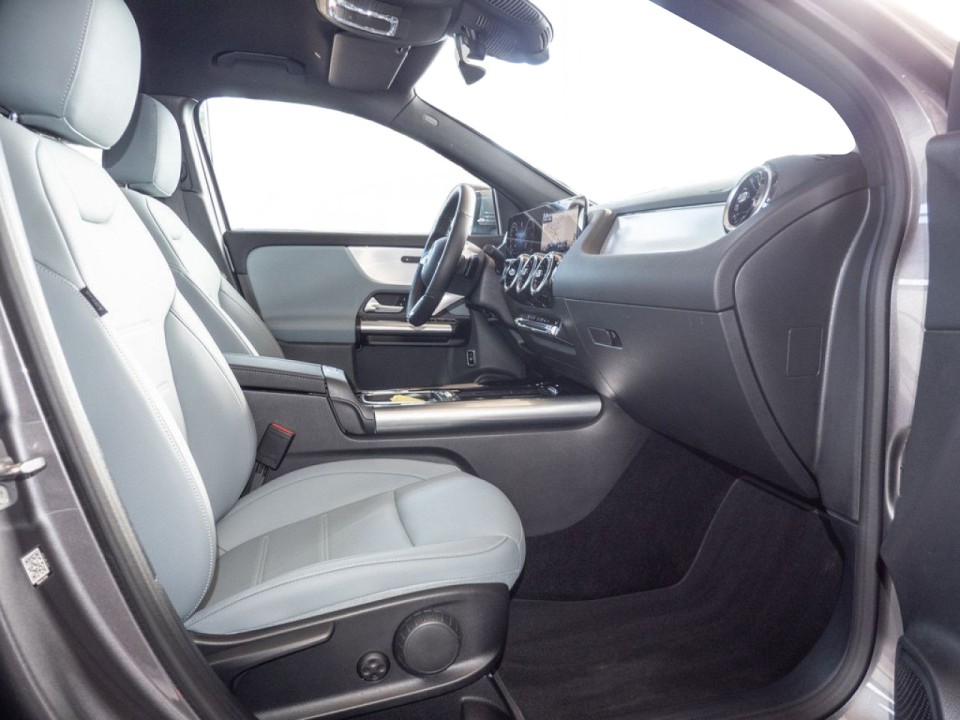 Mercedes-Benz GLA 220d 4MATIC - foto 8