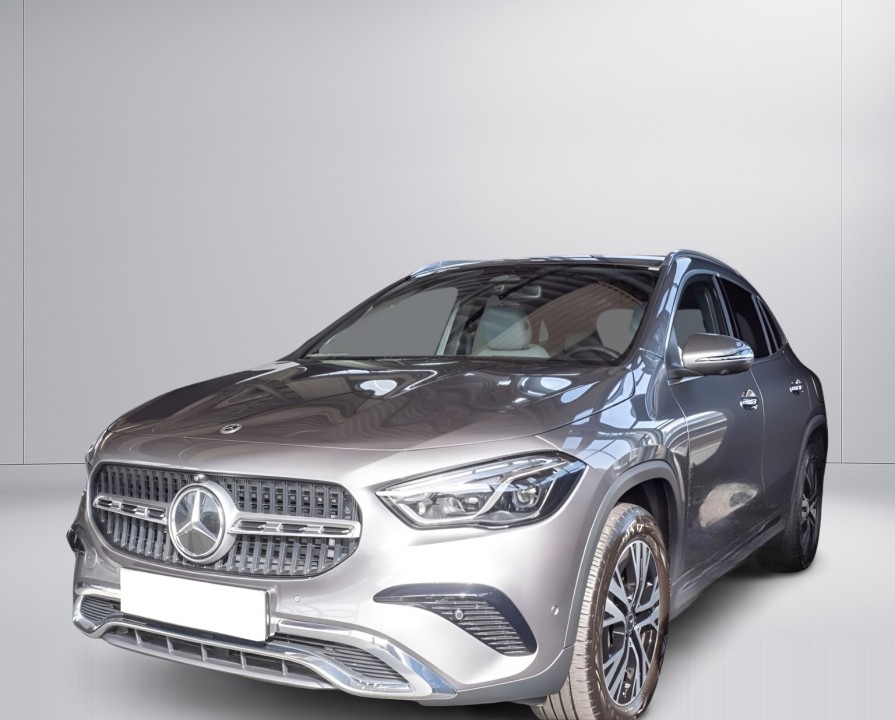 Mercedes-Benz GLA 220d 4MATIC (1)