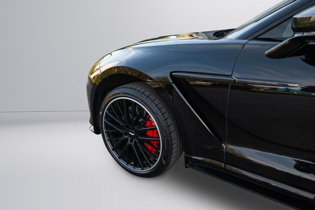 Aston Martin DBX - foto 21