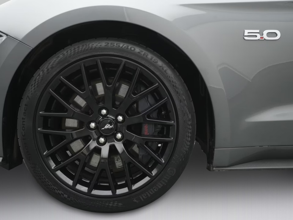 Ford Mustang GT Cabrio - foto 32