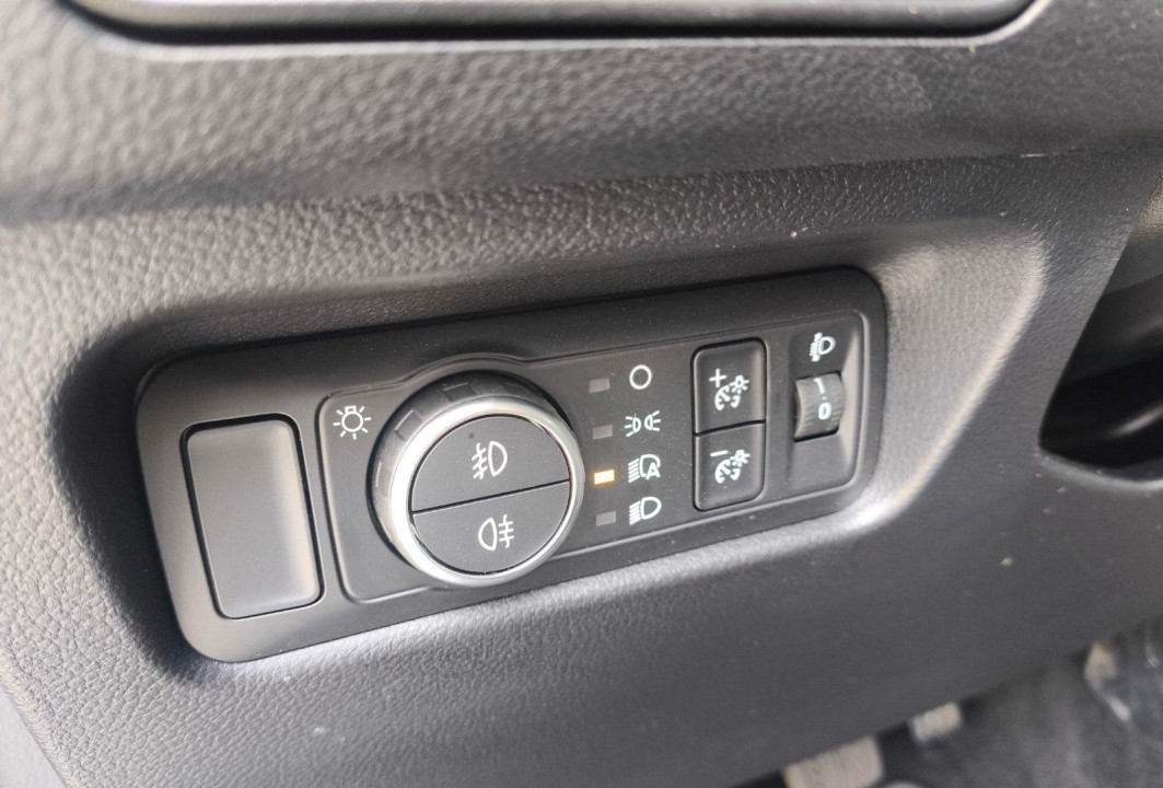 Ford Ranger XLT - foto 11