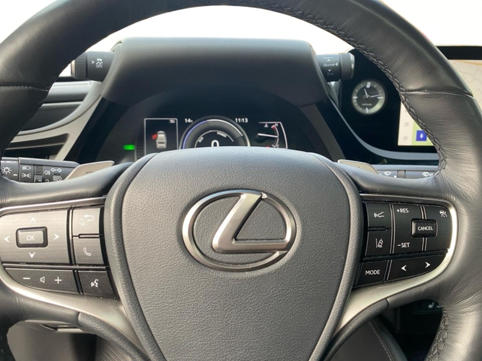 Lexus Seria ES 300h Executive - foto 15