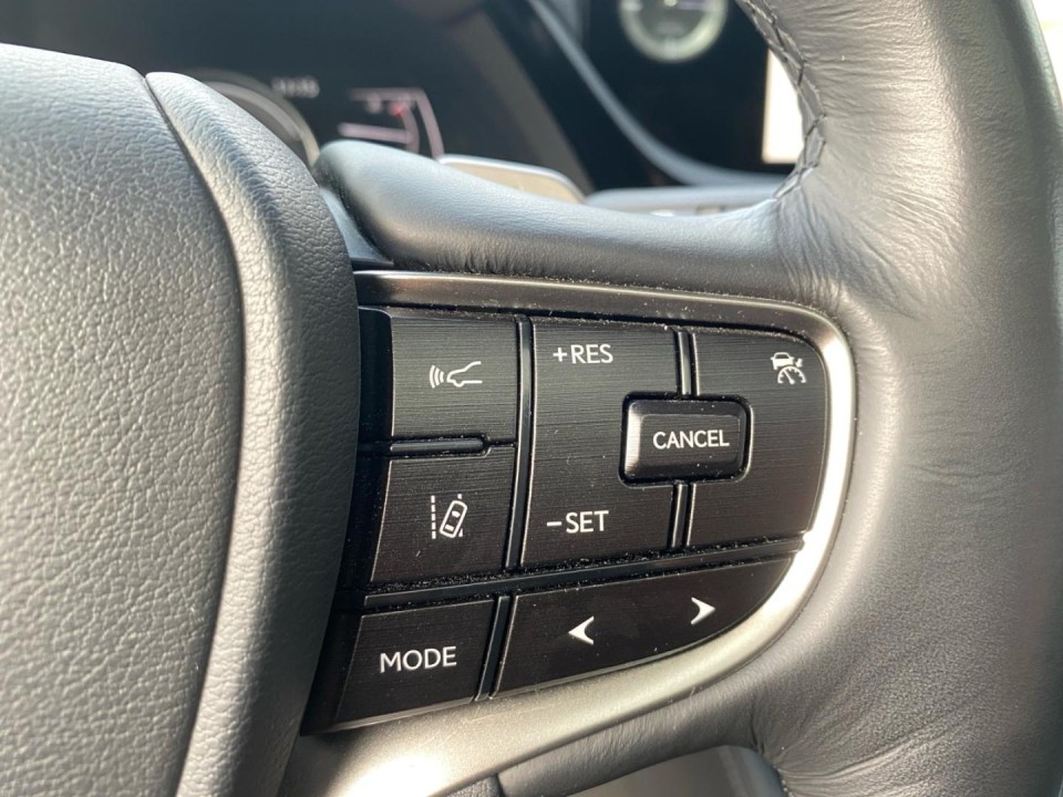 Lexus Seria ES 300h Executive - foto 19