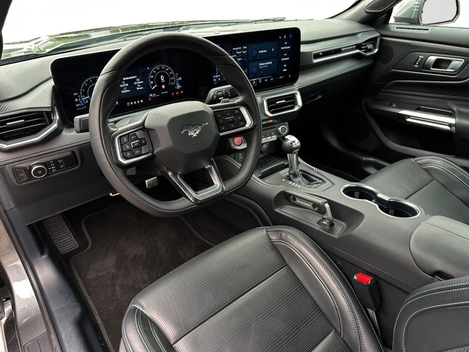 Ford Mustang GT - foto 10