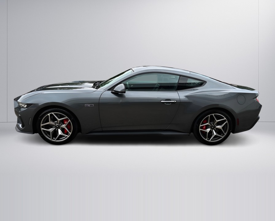 Ford Mustang GT - foto 7