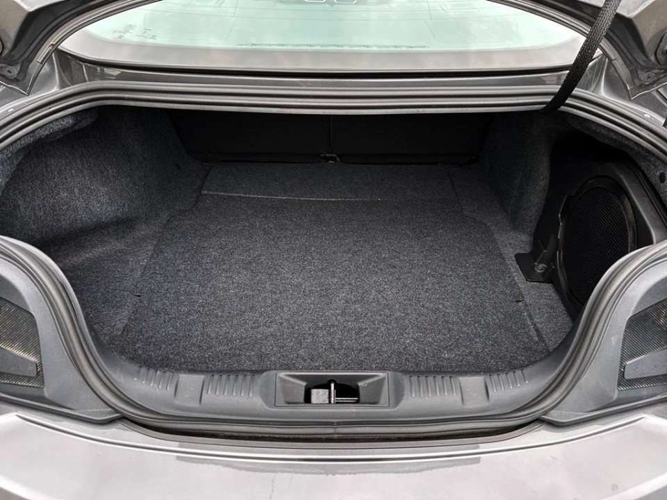 Ford Mustang GT - foto 17