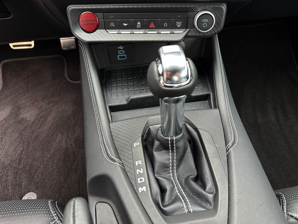 Ford Mustang GT - foto 14