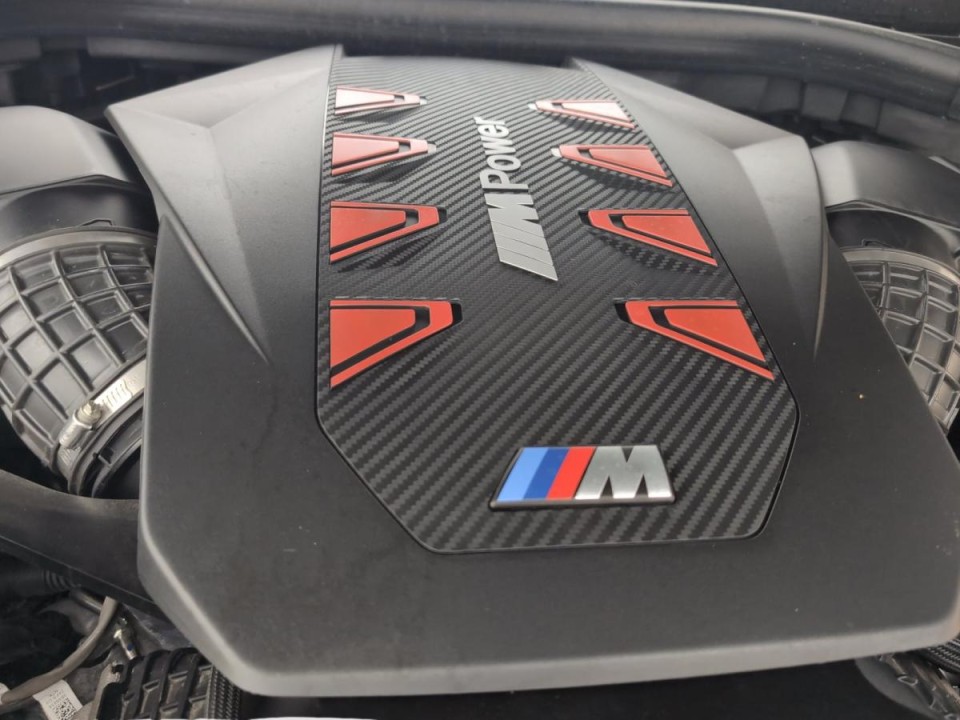 BMW X5 M Competition - foto 12