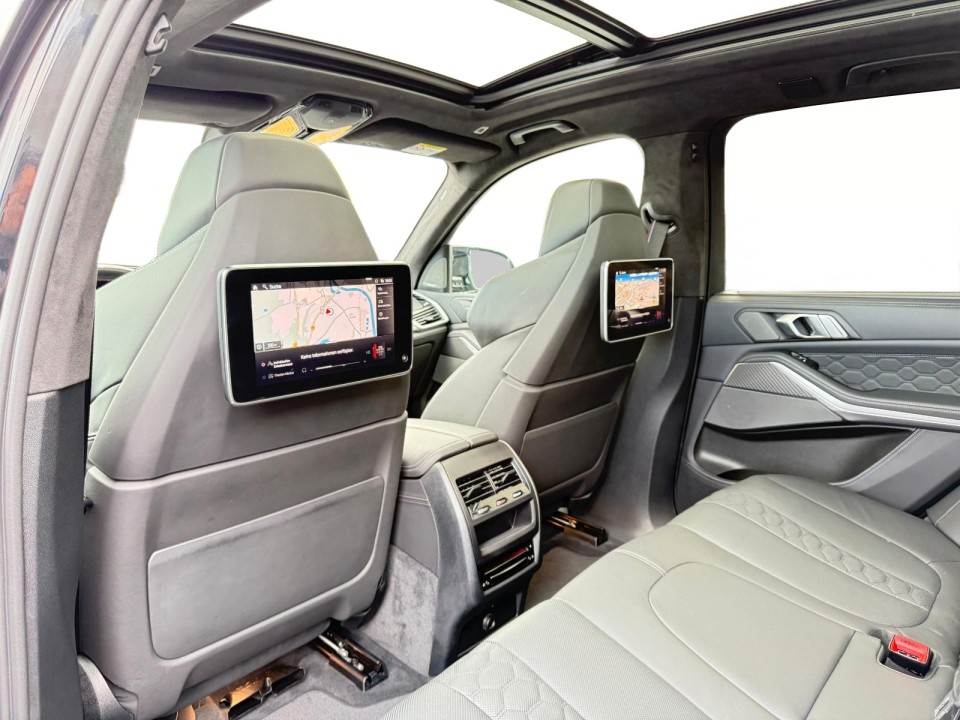 BMW X5 M Competition - foto 14