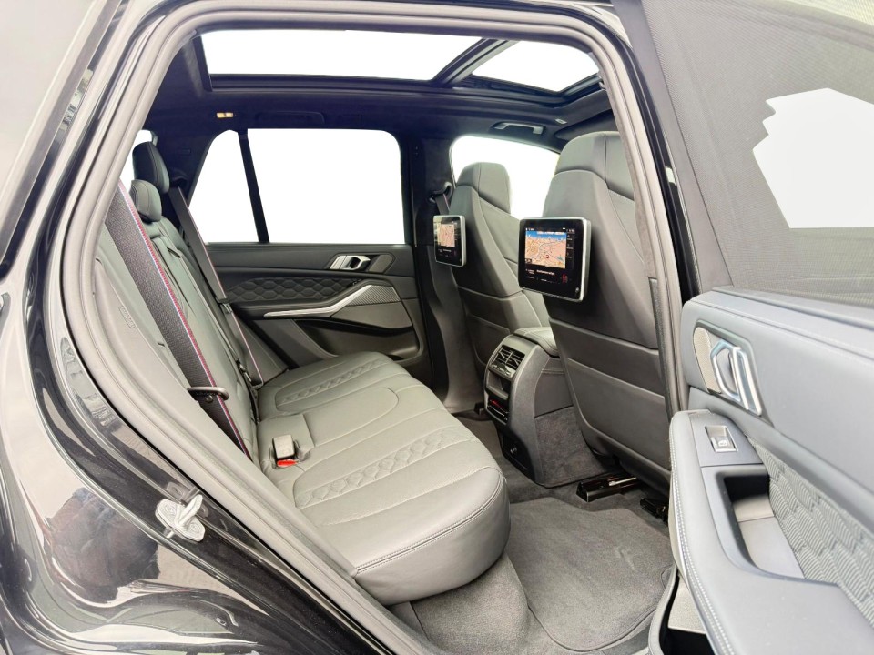 BMW X5 M Competition - foto 16