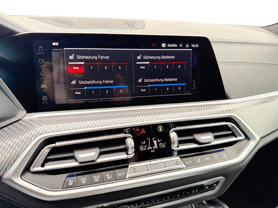 BMW X5 M Competition - foto 42