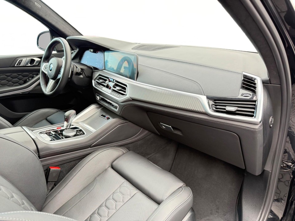 BMW X5 M Competition - foto 18