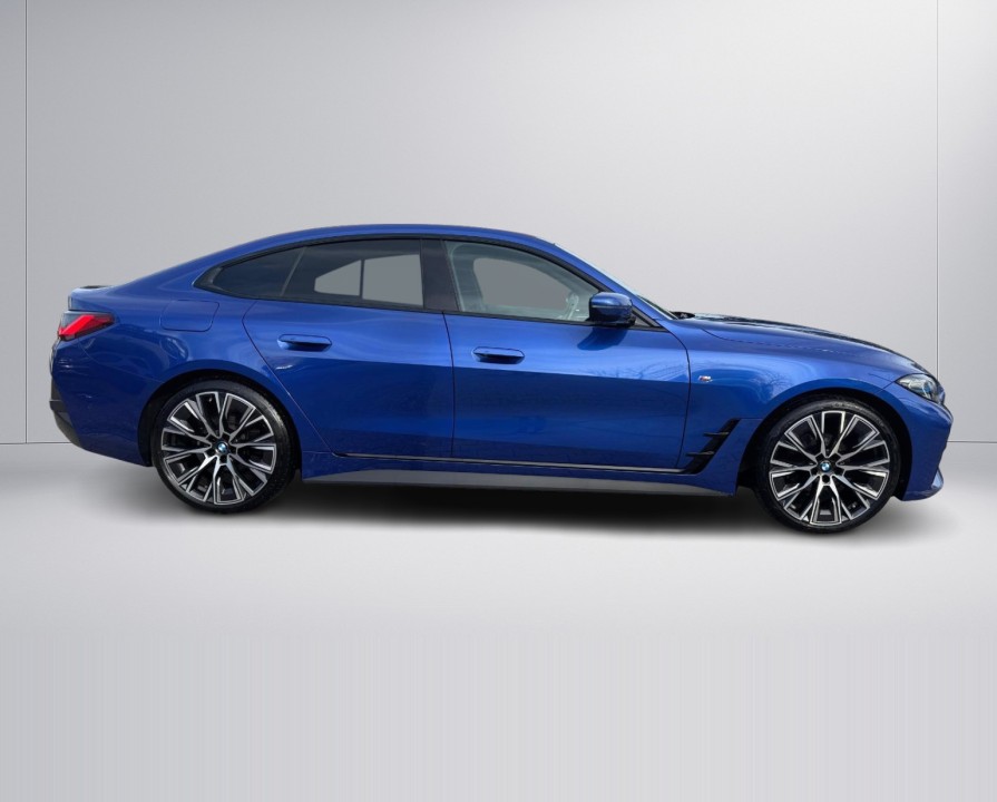 BMW Seria 4 xDrive420d M-Sport Gran Coupe (2)
